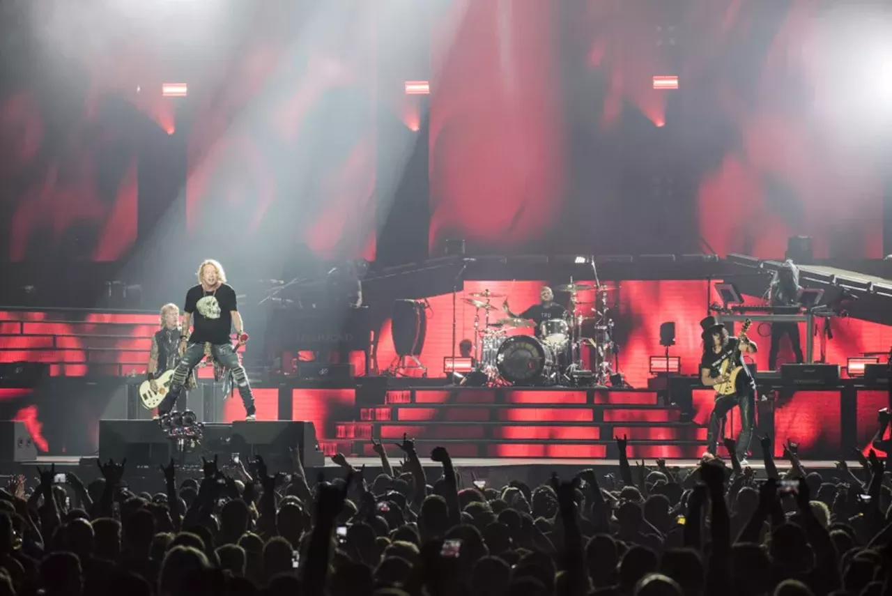 Image: Photos: Guns N' Roses at Ford Field