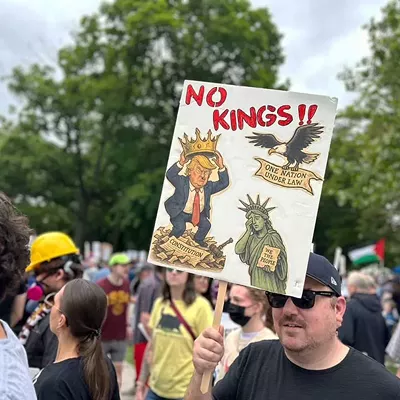 Image: Photos show powerful turnout at Detroit ‘No Kings’ protest against Trump