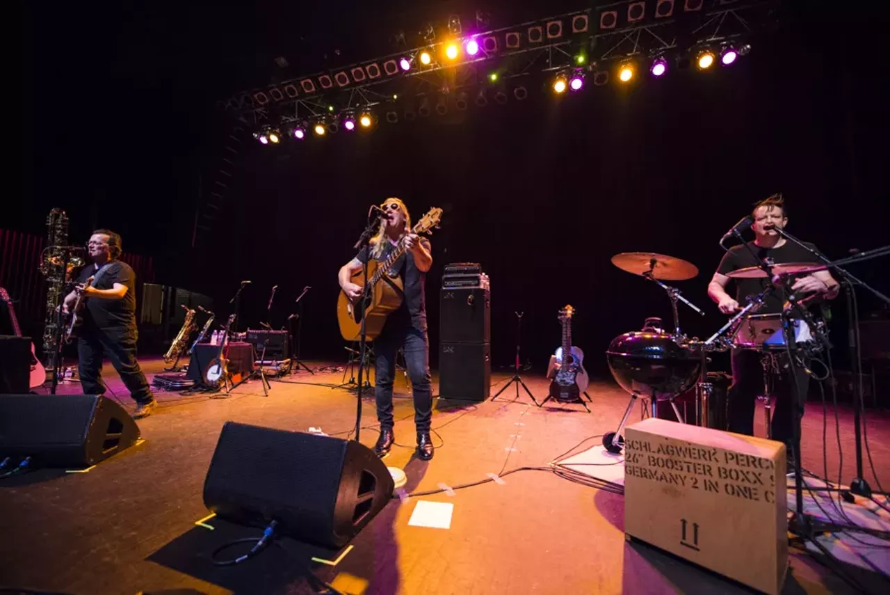 Image: PHOTOS: Violent Femmes at the Fillmore