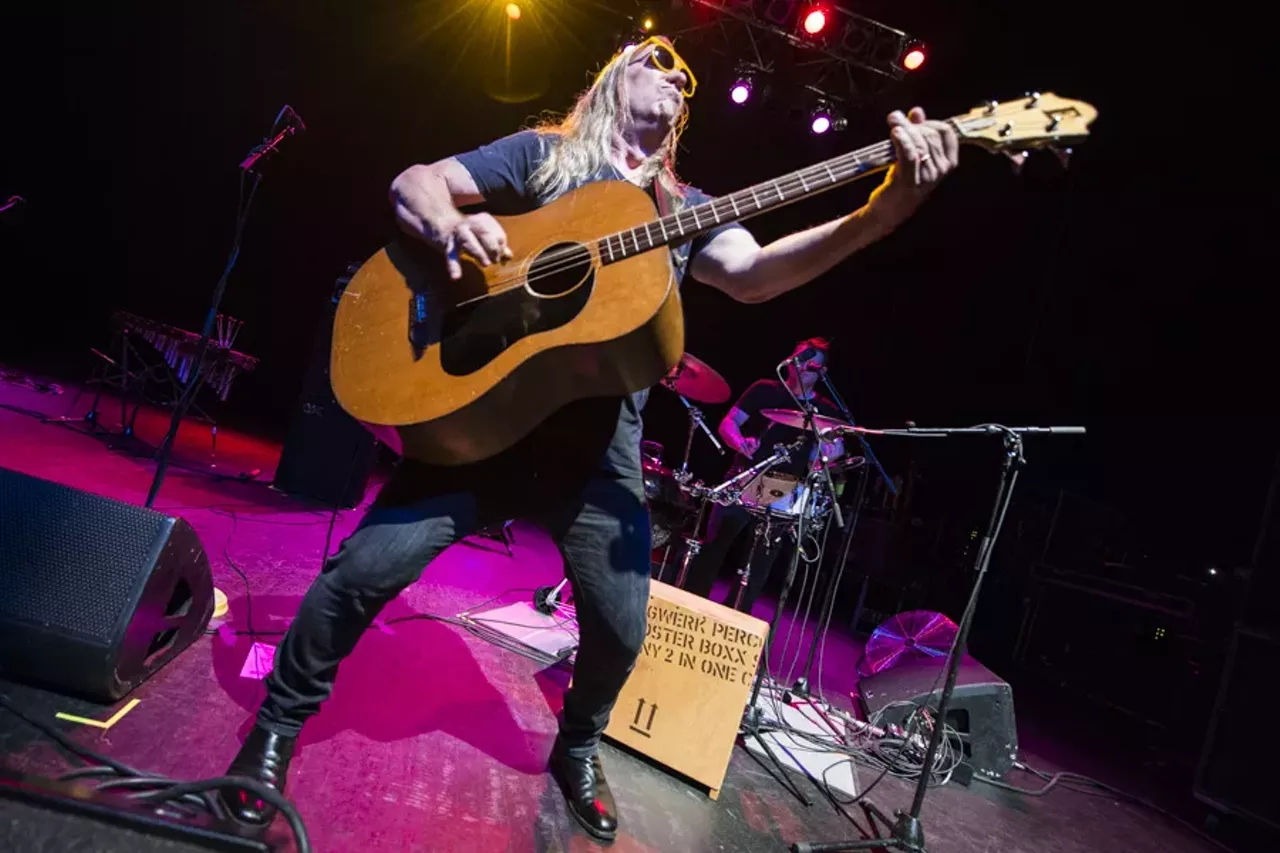 Image: PHOTOS: Violent Femmes at the Fillmore