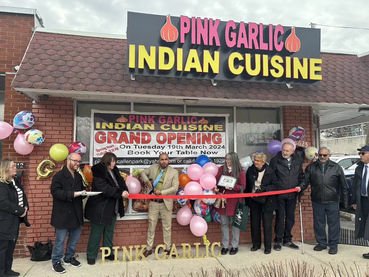 Pink Garlic Indian Cuisine's second location in Allen Park offers dine-in and carryout.