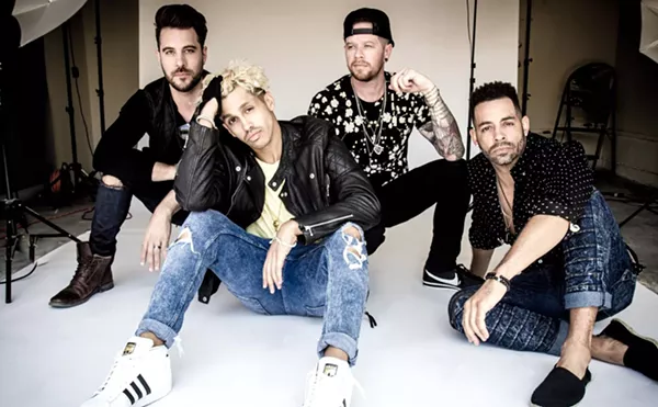 Image: POP 2000 TOUR with Chris Kirkpatrick of *NSYNC, O- Town, BBMak, LFO & Tyler Hilton