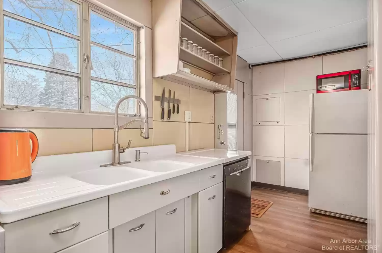 Image: Rare retro Lustron house is for sale in Ann Arbor
