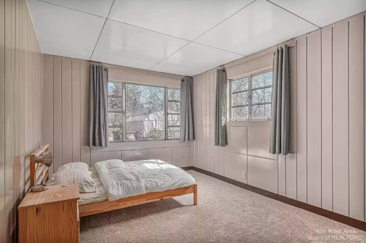 Image: Rare retro Lustron house is for sale in Ann Arbor