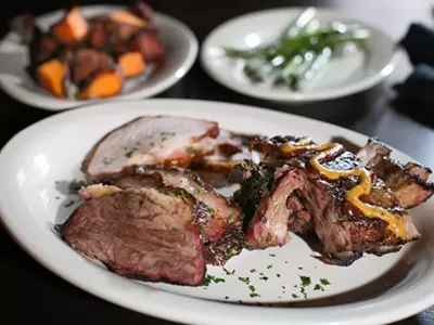 Image: Restaurant Review: CAYA Smokehouse Grill
