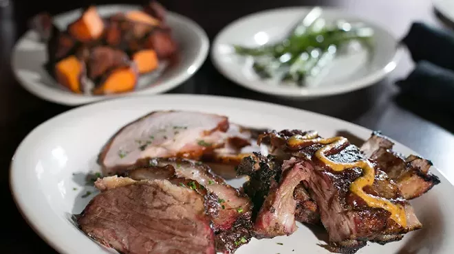 Image: Restaurant Review: CAYA Smokehouse Grill