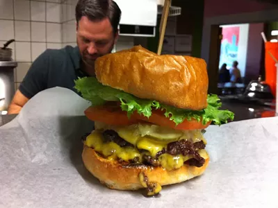 Image: Restaurant Review: MamO Burger Bar