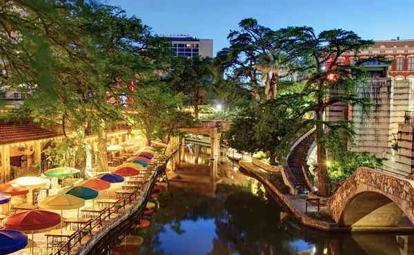 Image: San Antonio River Walk Guide & My Experience