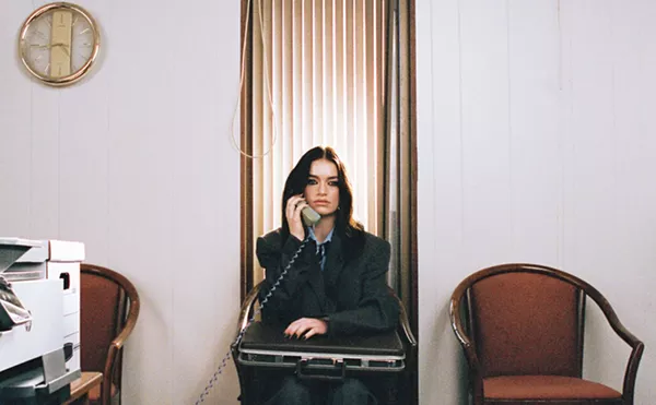 Image: Sara Kays - Reasons To Call You On Tour