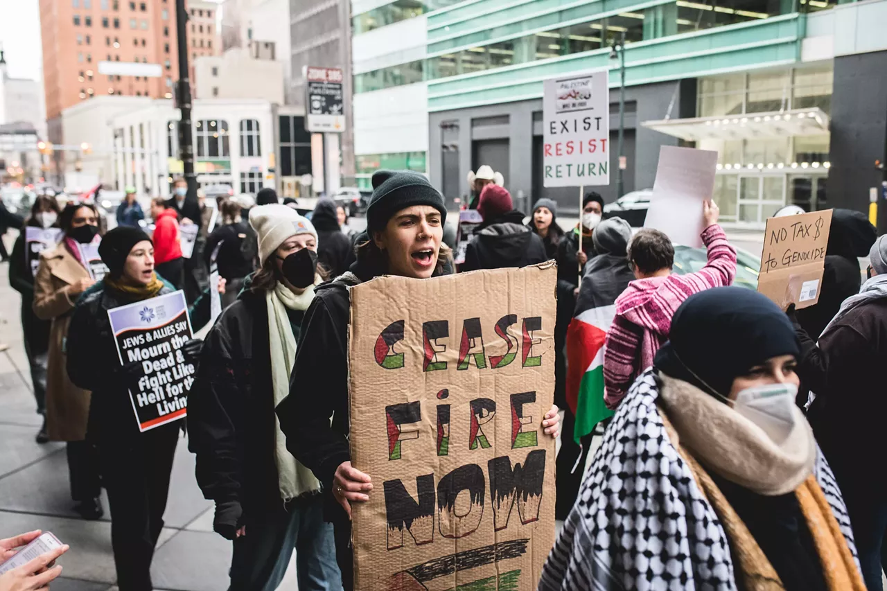 Image: Shut it Down for Palestine protest outside of Debbie Stabenow's office calls for a 'Ceasefire Now'