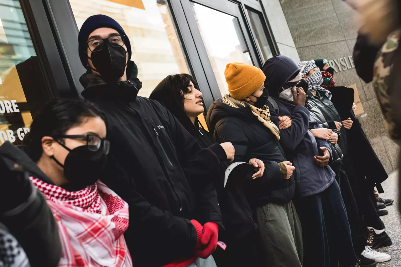 Image: Shut it Down for Palestine protest outside of Debbie Stabenow's office calls for a 'Ceasefire Now'