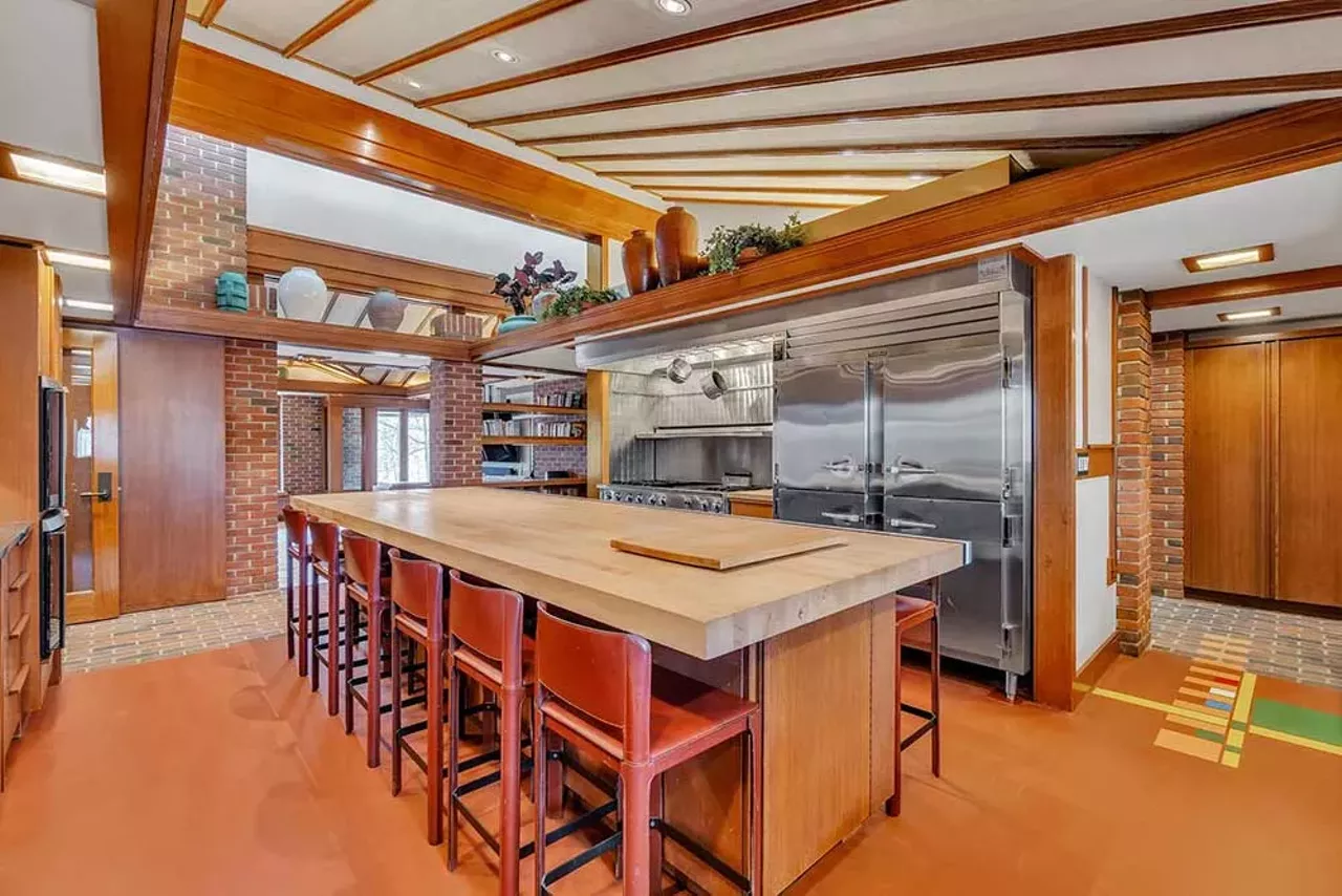 Image: Sprawling barn-themed Ann Arbor mansion hits market [PHOTOS]