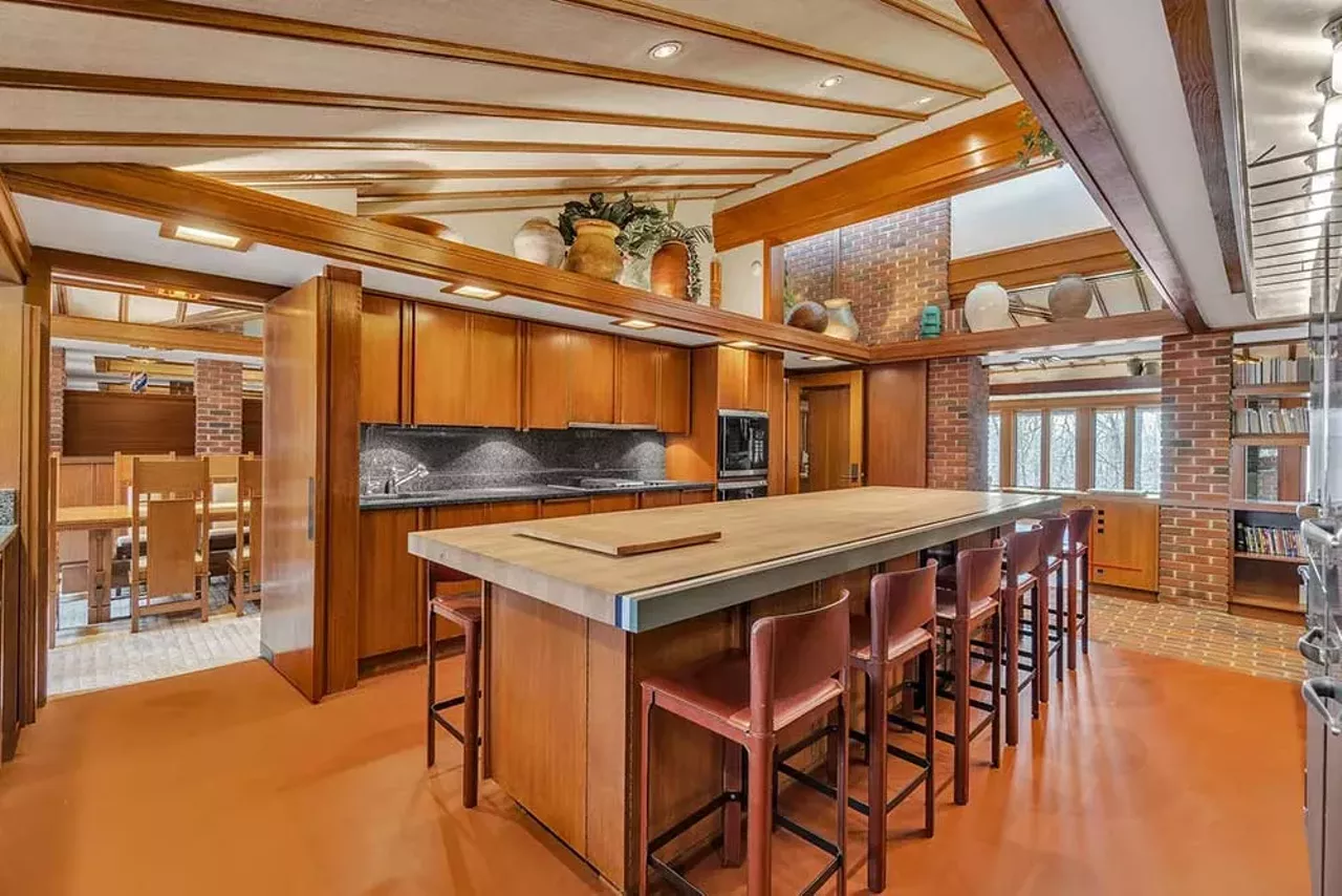 Image: Sprawling barn-themed Ann Arbor mansion hits market [PHOTOS]