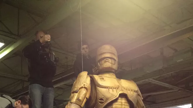 Image: Take a Look at Detroit's RoboCop Statue