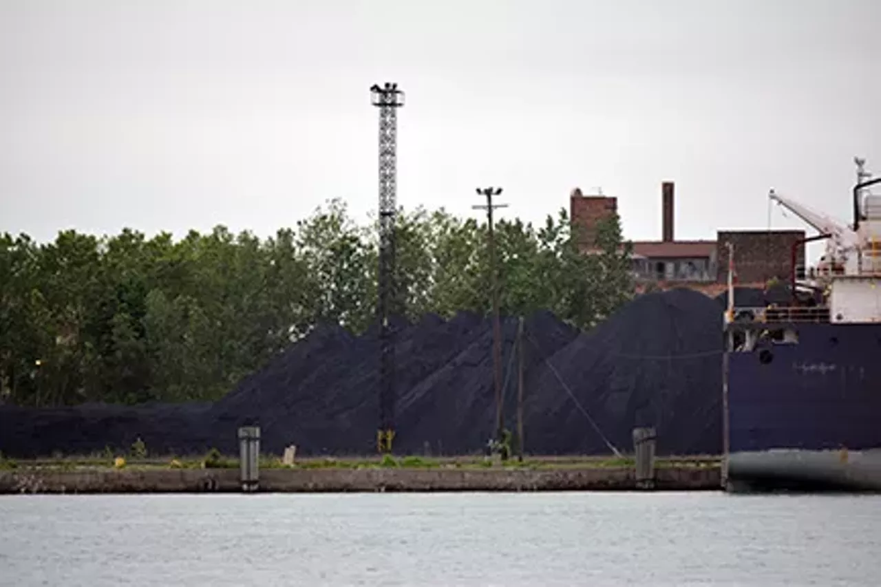 Extracting tar sands bitumen from under the boreal forests of Alberta, Canada requires huge amounts of energy and water.