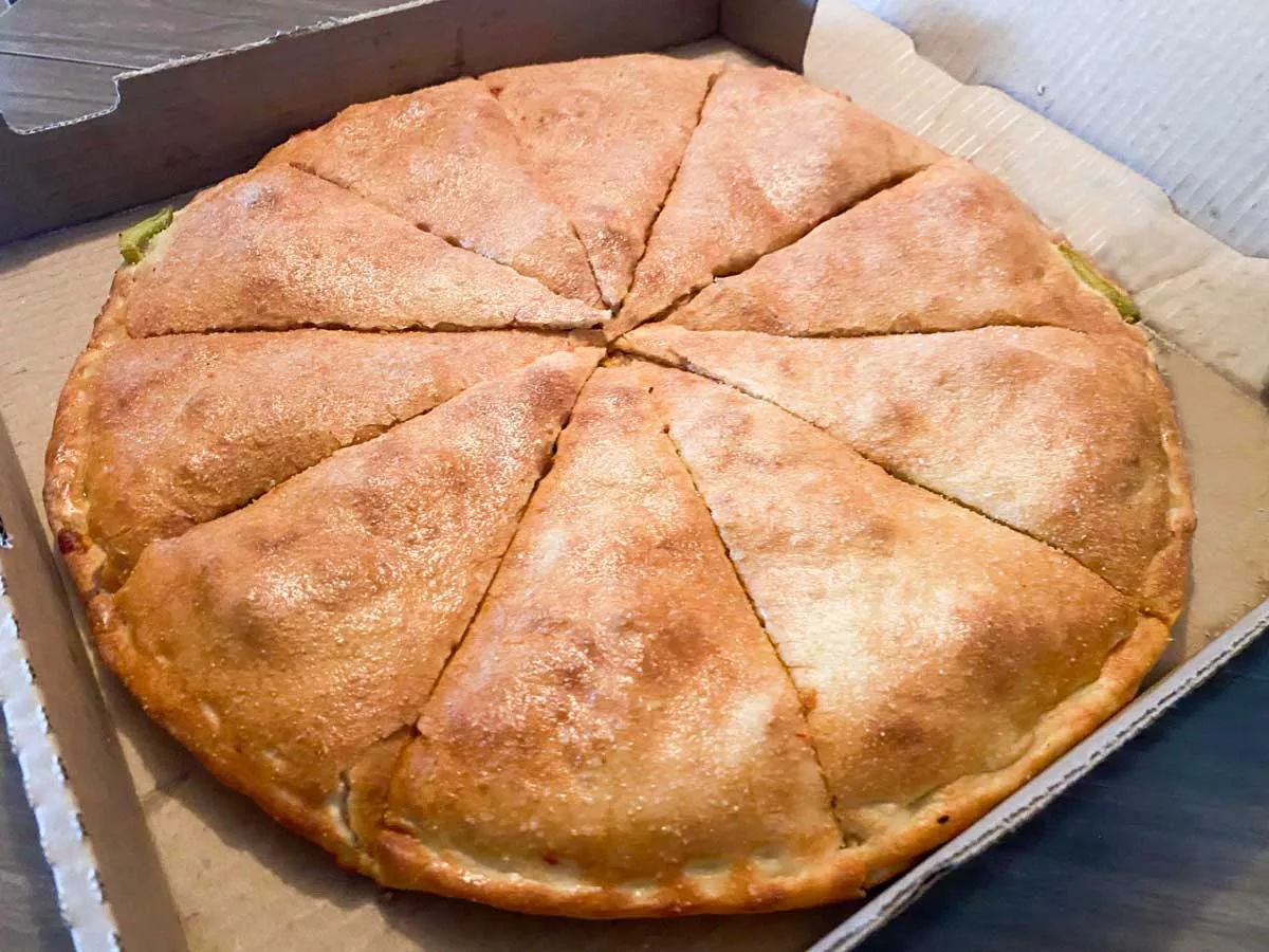 Image: Two restaurants have teamed up to bring us the stuffed shawarma pizza.