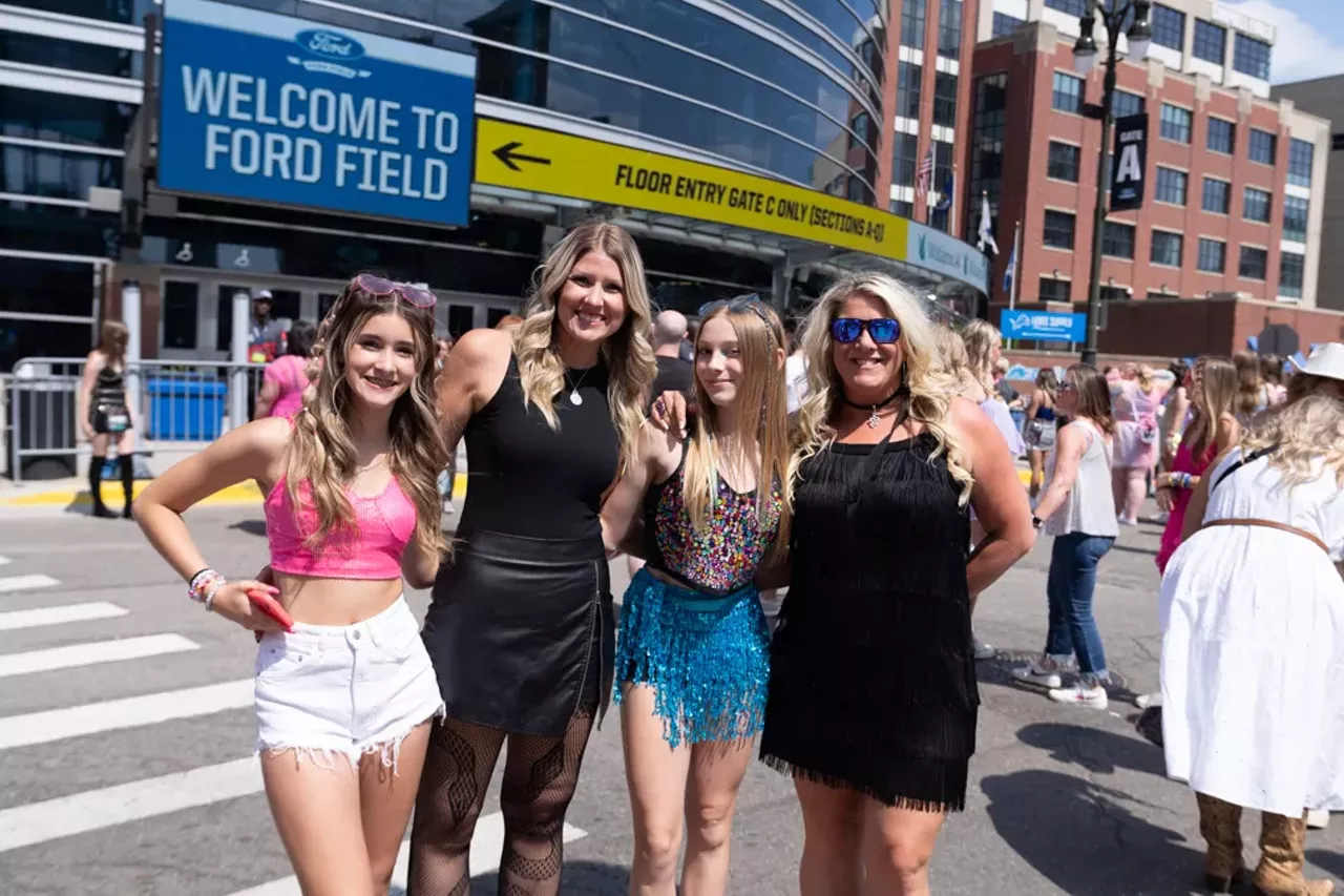 Image: Taylor Swift's Eras tour brings thousands of fans to Detroit — including Flavor Flav