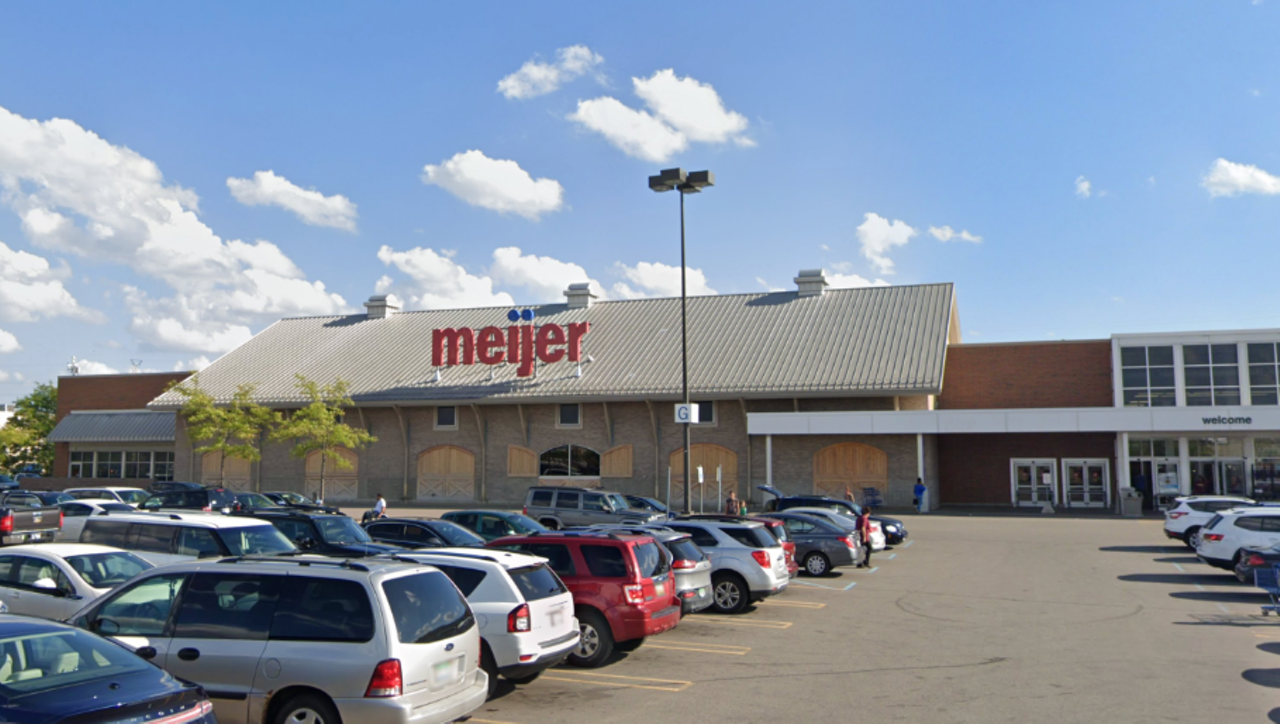 17. Livonia Meijer
13000 Middlebelt Rd., Livonia
The outside of this Meijer literally looks like a barn, further proving that Livonia is basically redneck land. You may want to steer clear just because of that. While the store is huge and may be a little cleaner than some, the selection of items is hit or miss. And, the staff is rude, according to Yelp! reviews.