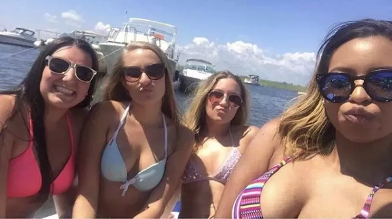 Image: The best photos from the wet and wild Raft Off at Muscamoot Bay