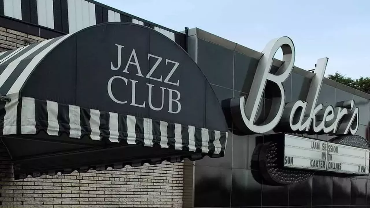 Baker’s Keyboard Lounge 20510 Livernois Ave., Detroit; 313-345-6300; bakerskeyboardloungedet.com This jazz club needs to be on every Detroiter’s bucket list, simply because of its storied history. Known as one of the world’s oldest jazz clubs, this place has seen performances by Ella Fitzgerald, Miles Davis, and Nat “King” Cole, among others. Stroll in one day to catch a cool jazzy performance, a quick drink, and an unforgettable meal. With its 99-seat capacity, it’s great for intimate performances.