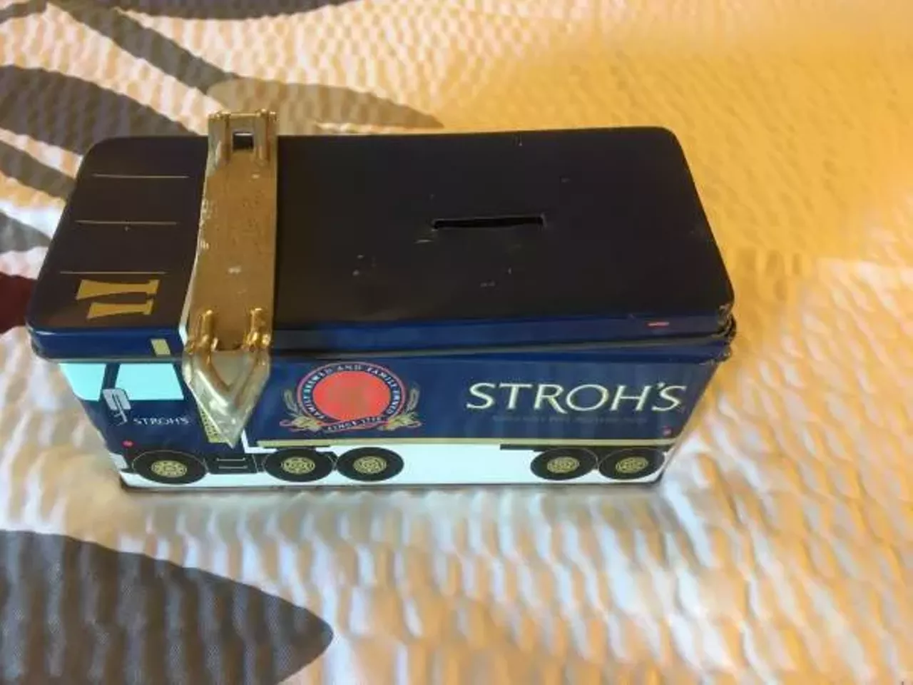Stroh's Tin Bank with Can Opener ($60) Crack open a cold one with the boys while you&#146;re saving for more cold ones. Photo via Craigslist