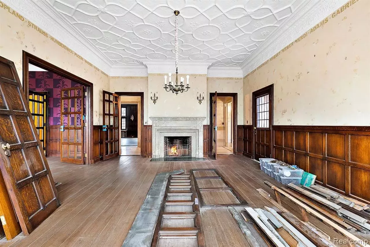 Image: The Bishop Mansion in Detroit is for sale for nearly $9 million [PHOTOS]