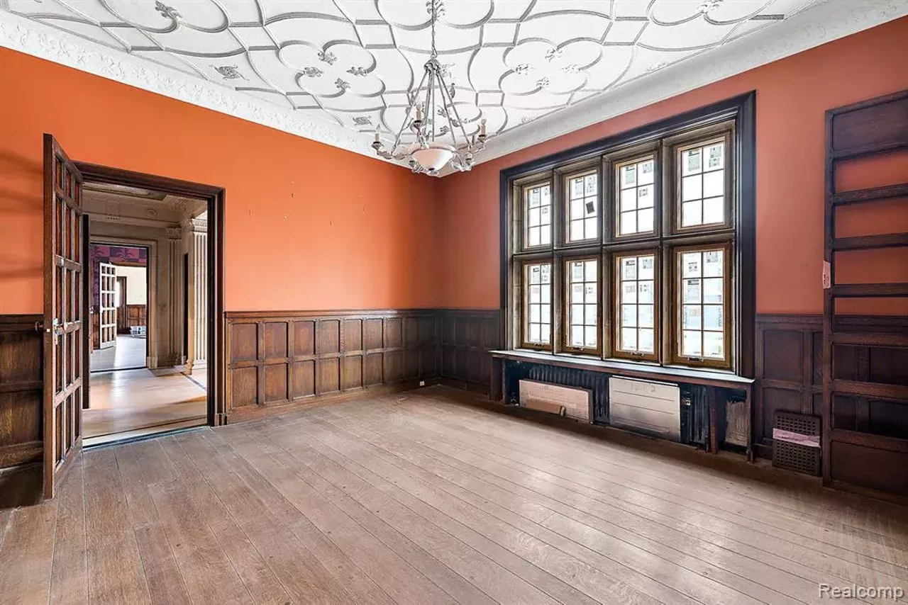 Image: The Bishop Mansion in Detroit is for sale for nearly $9 million [PHOTOS]
