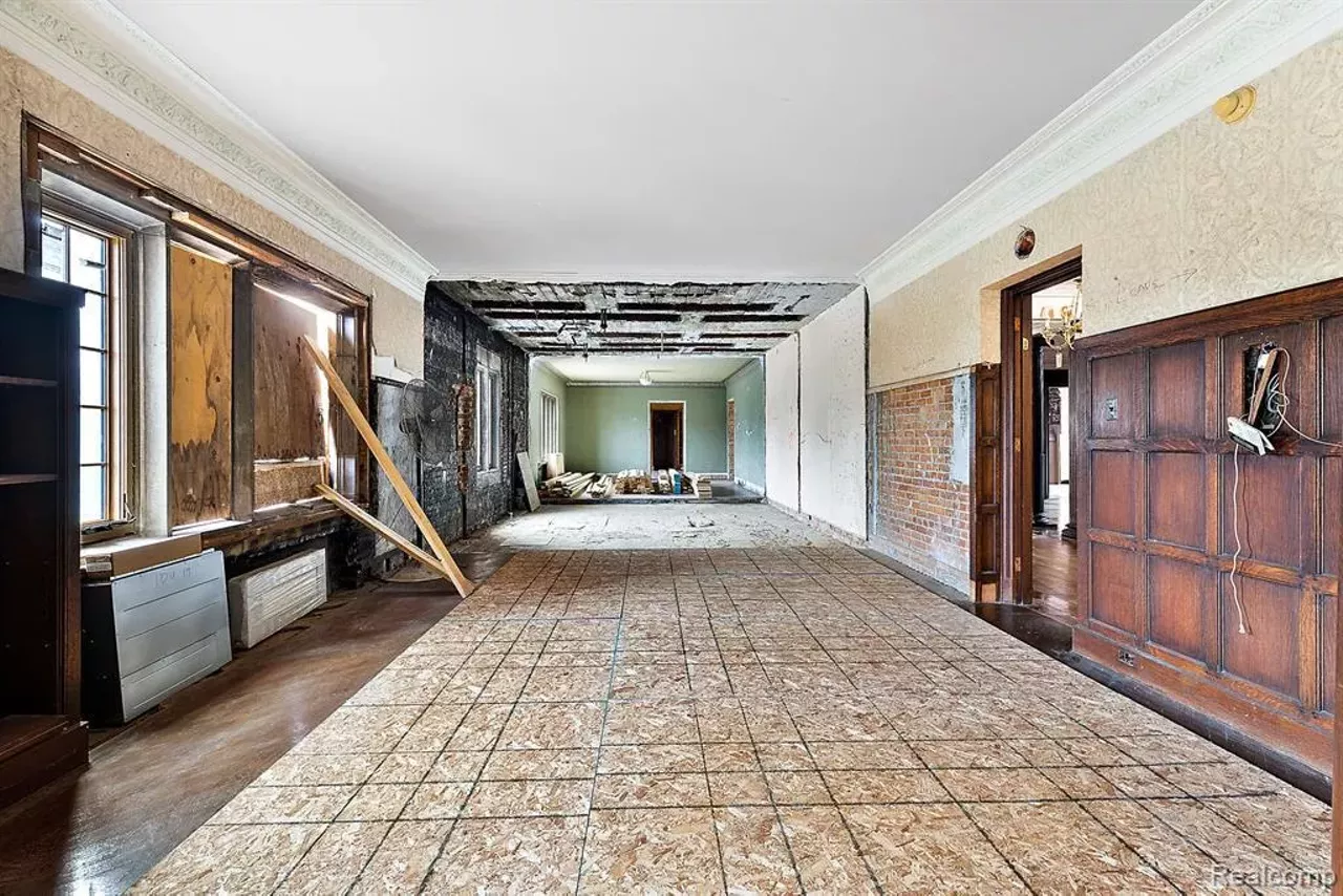 Image: The Bishop Mansion in Detroit is for sale for nearly $9 million [PHOTOS]