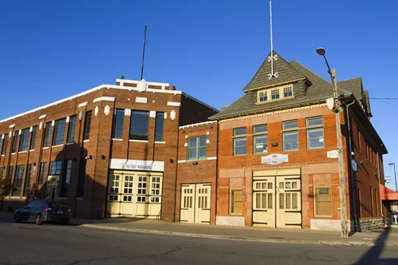 Deadline Detroit  Jefferson Avenue IHOP, Once Detroit's Power Restaurant,  Closes