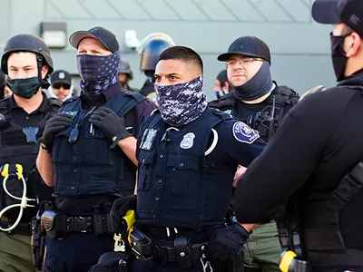 Image: The hypocrisy of police rejecting vaccine requirements