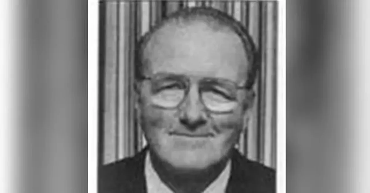 Holy Redeemer: Tom Boisture Another NFL player and beloved football coach, Tom Boisture began his journey at Detroit's Holy Redeemer High School, before moving on to a career in professional football. He played for several NFL teams including the Detroit Lions, New York Giants, and Cincinnati Bengals before becoming a high school and college coach. He died in 2011. 