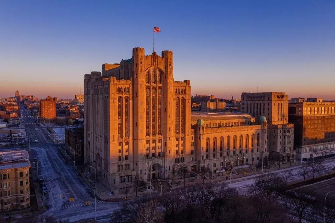 The Masonic Temple 500 Temple St., Detroit; themasonic.com Detroit’s Masonic Temple is the largest Masonic Temple in the world, constructed in the 1920s. George Mason’s design mixes Gothic, Romanesque, and Renaissance Revival elements, including three theaters, a Shrine building, a Chapel, and more, though it remains unfinished. 