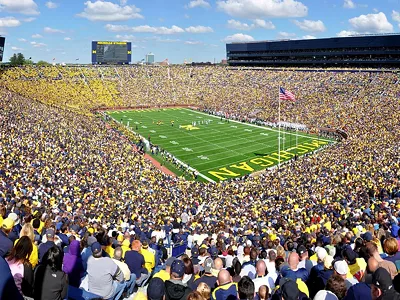 Image: The number of people in the U.S. dead from COVID-19 could fill Michigan Stadium (3)