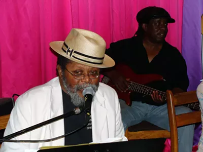 Ron Allen performing in Los Angeles, 2009.