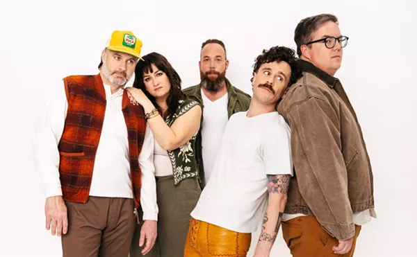 Image: The Strumbellas - Into Dust Tour