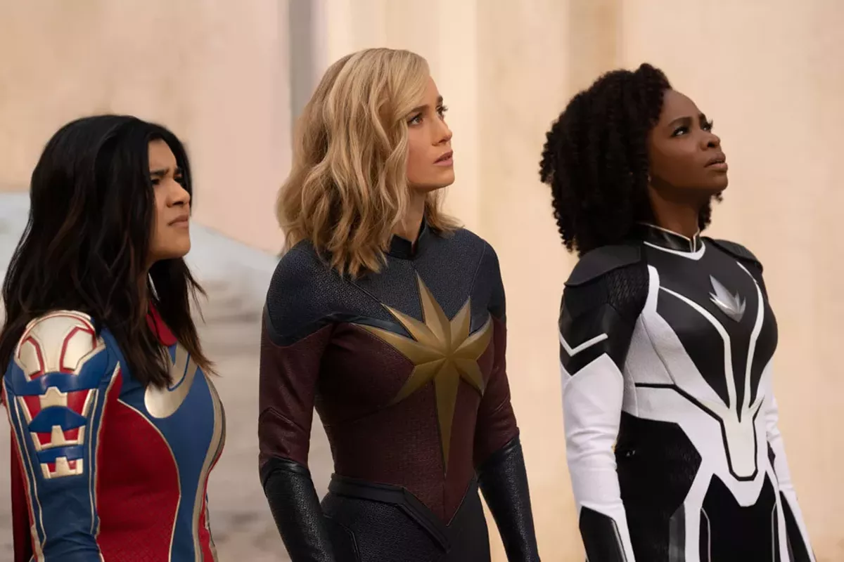 Image: Iman Vellani, Brie Larson and Teyonah Parris make like the Charlie's Angels of the Marvel Cinematic Universe.