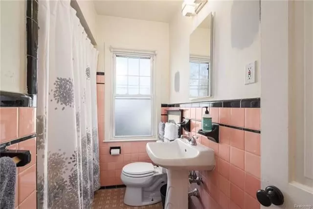 1454 W. Troy St., Ferndale, $250,000
