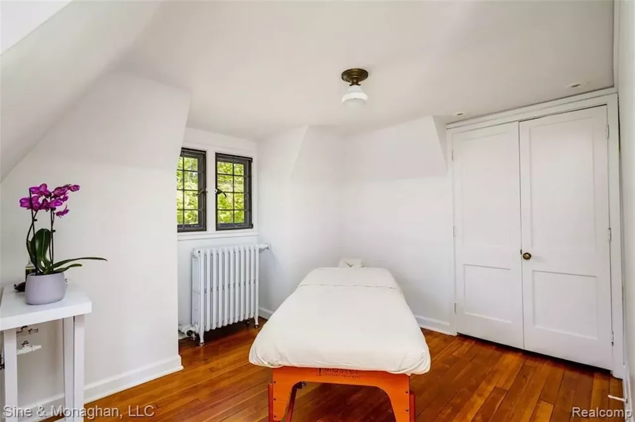 Image: This $1.39 million Grosse Pointe Park home built by architect Wallace Frost has several selfie-worthy tiled bathrooms &#151;&nbsp;let's take a tour