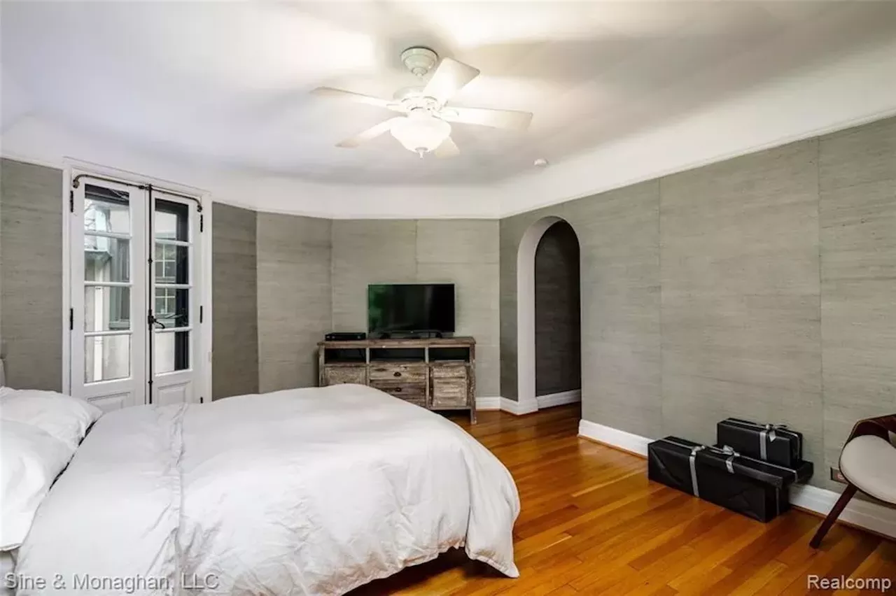 This 1.39 million Grosse Pointe Park home built by architect Wallace