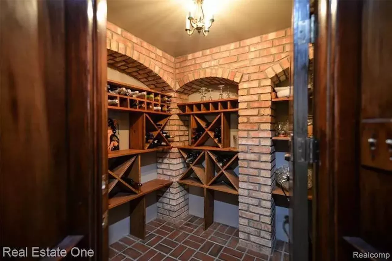 Image: This $1.6 million eclectic Milford mansion has koi ponds, pergolas, and apple trees &#151;&nbsp;let's take a tour