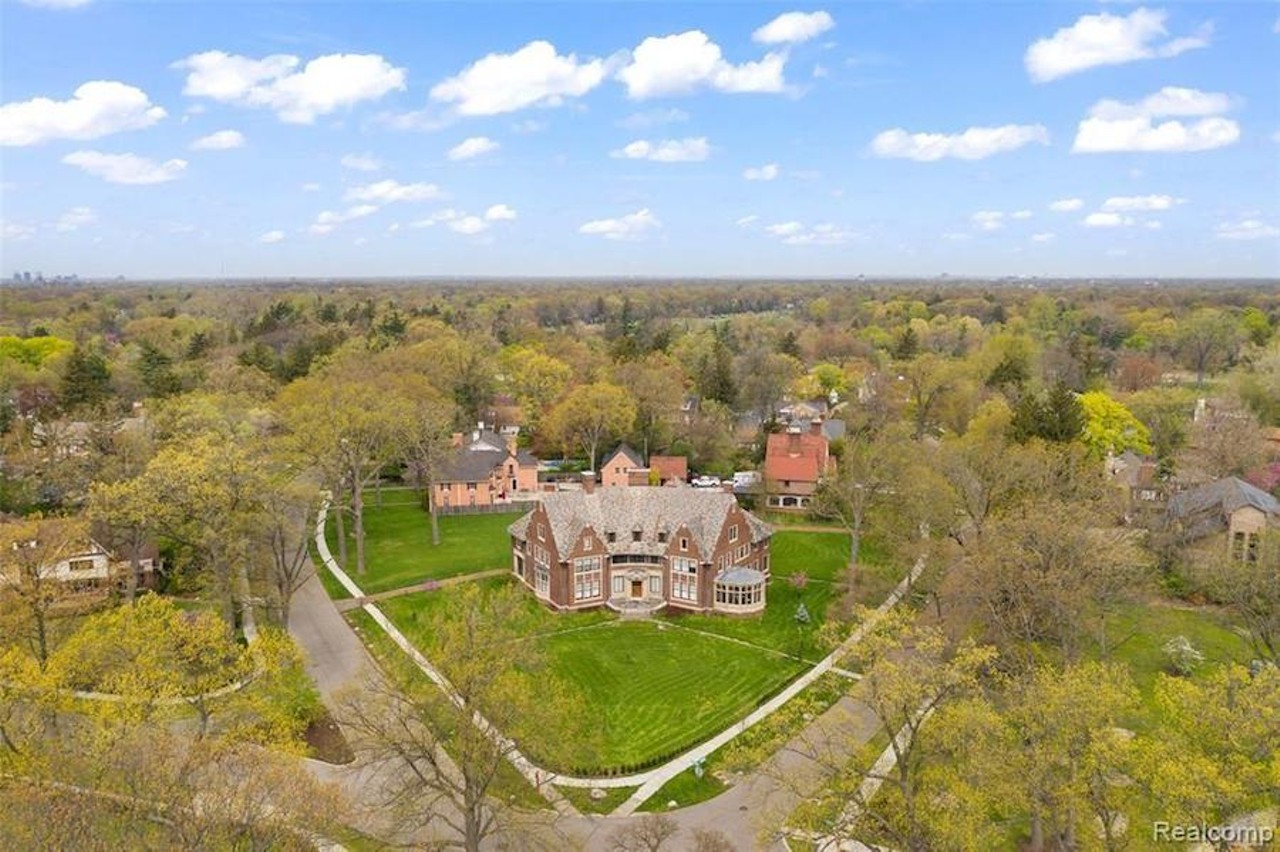 This $1.85 million Alvin E. Harley-designed mansion in Detroit's Palmer Woods has a ballroom