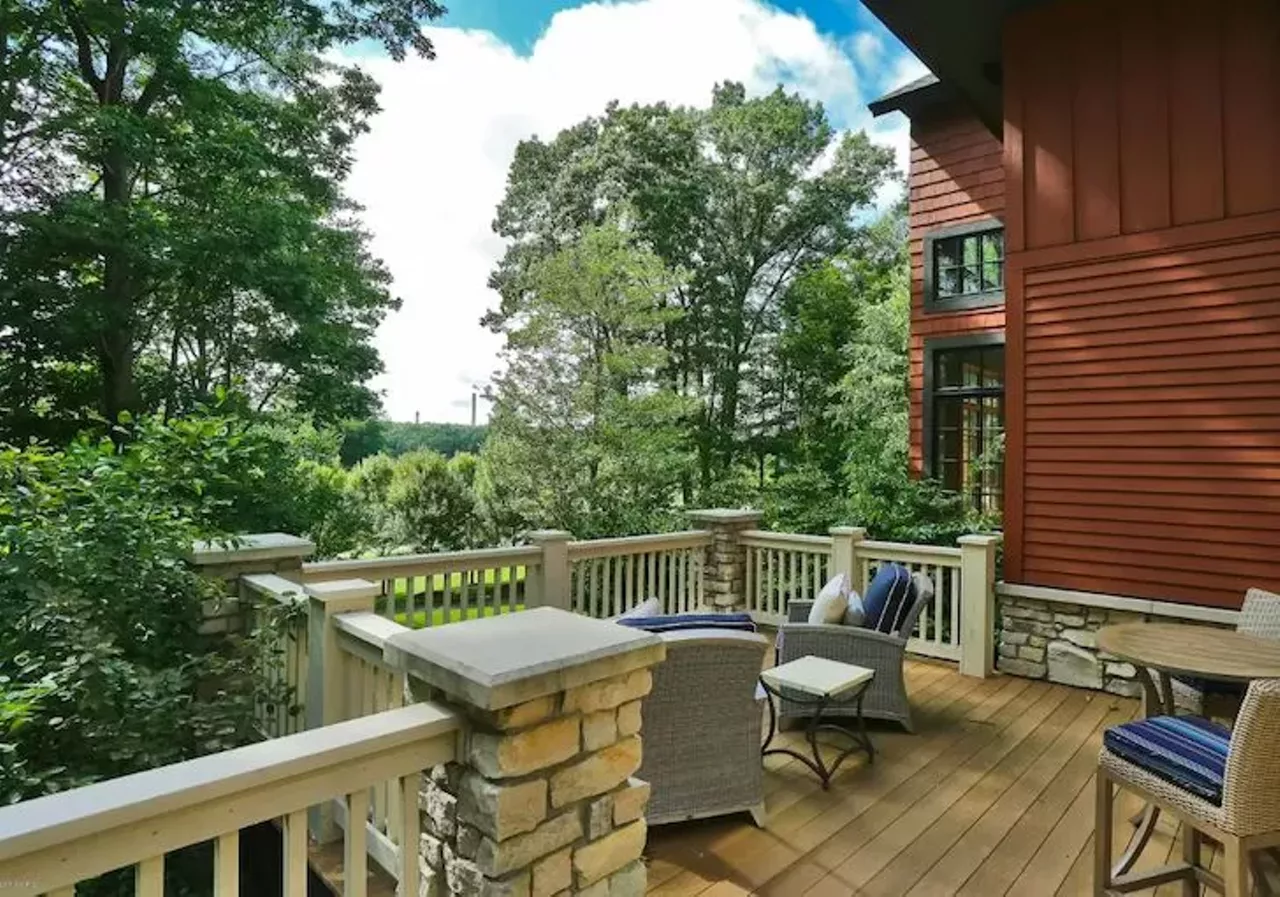 Image: This $1.9 million Michigan home is stunning &#151; once you get past the taxidermy
