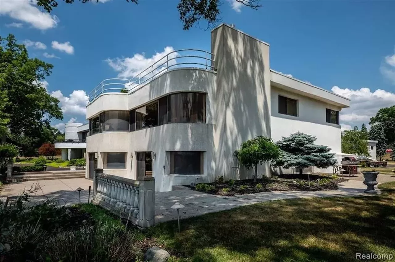Image: This $2.25 million metro Detroit house is beige AF