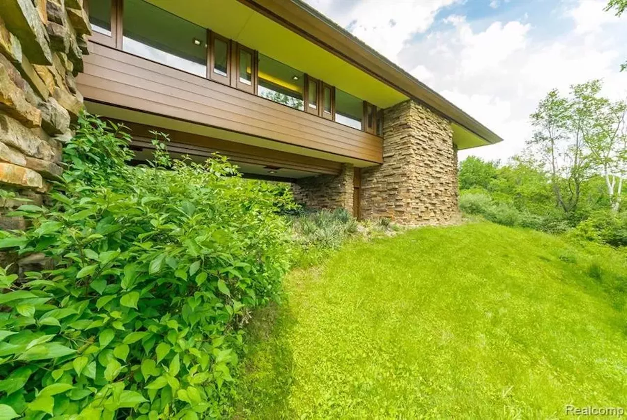 Image: This $3.67 million Carl D. Gilmore-designed Ann Arbor home sits on 15 secluded acres