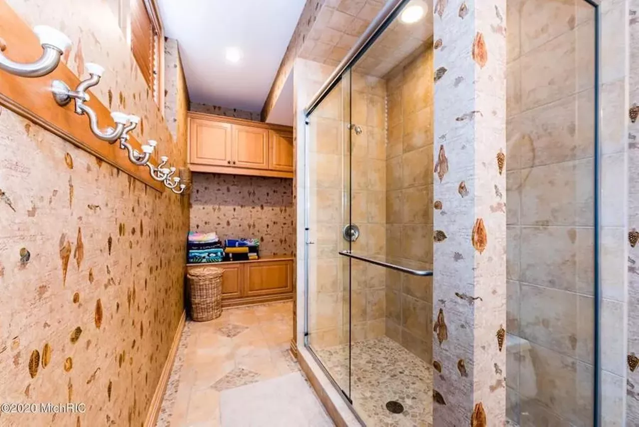 Image: This $6.9 million mansion in New Buffalo has cruise ship vibes &#151;&nbsp;and a lakefront pool