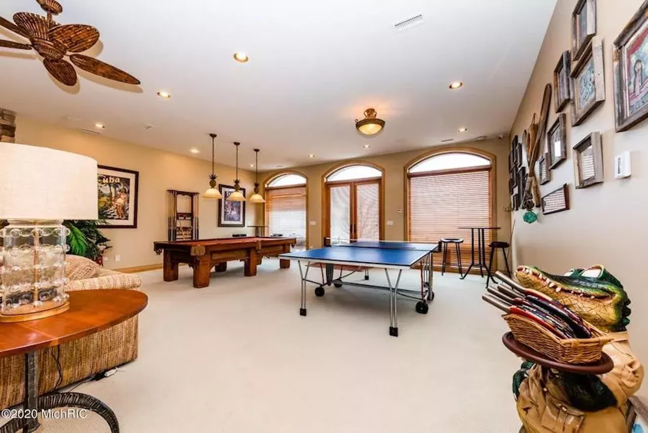 Image: This $6.9 million mansion in New Buffalo has cruise ship vibes &#151;&nbsp;and a lakefront pool