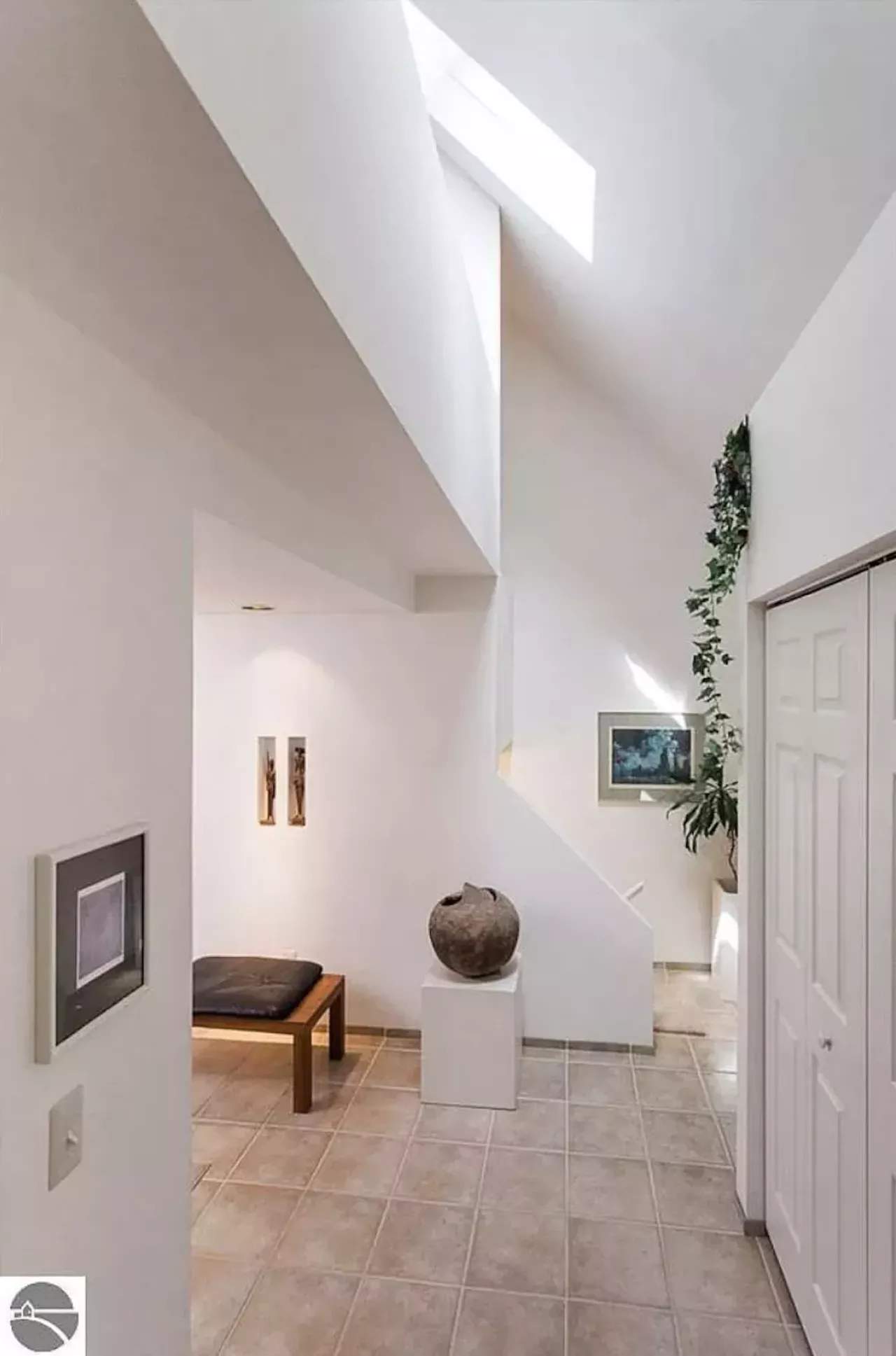 Image: This $750k Northern Michigan house is an architectural labyrinth &#151;&nbsp;let's take a tour