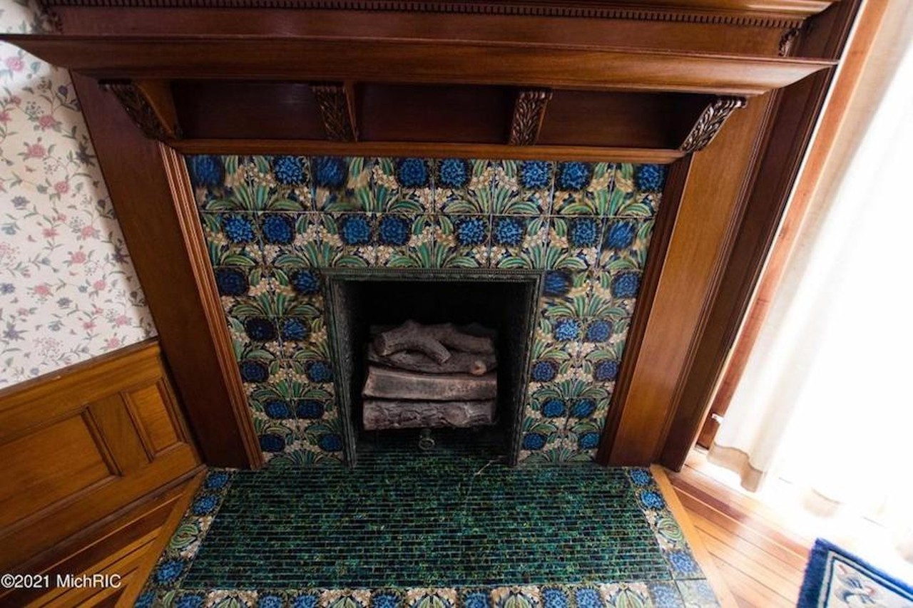 This $799.9k historic Romanesque Michigan mansion boasts eight fireplaces &#151;&nbsp;let's tour