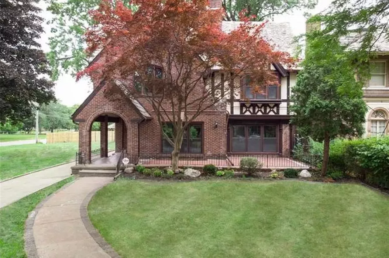 Image: This Boston-Edison house features a rare historic fountain room