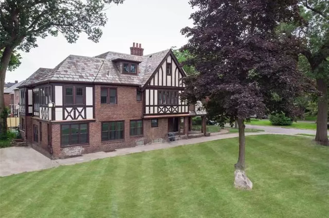 Image: This Boston-Edison house features a rare historic fountain room